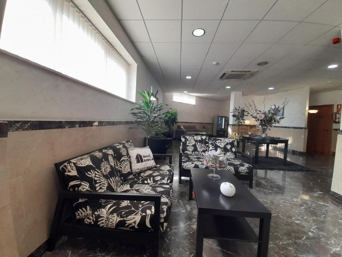 Hotel Avenida Morella エクステリア 写真