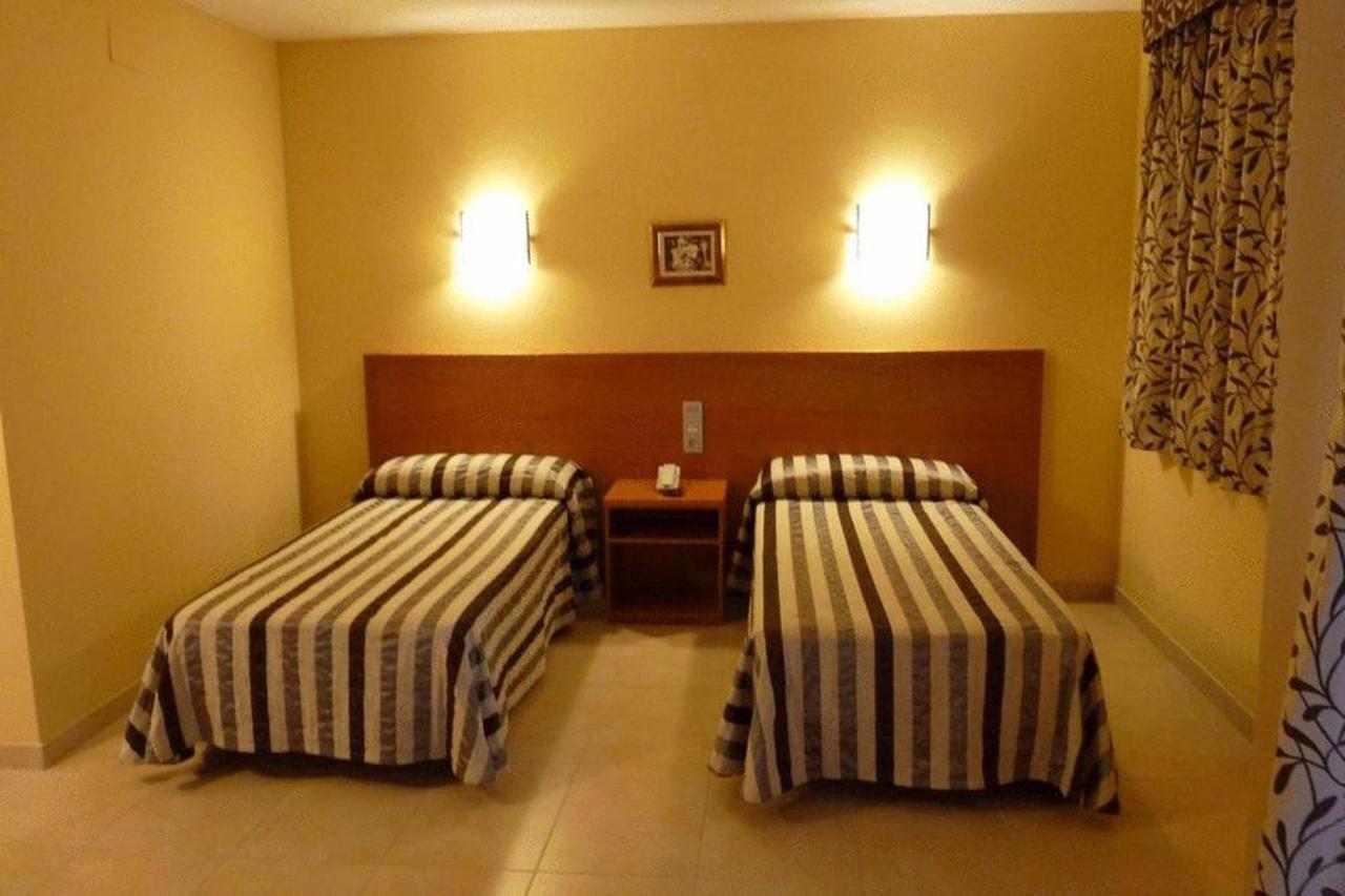Hotel Avenida Morella エクステリア 写真